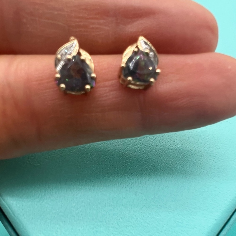 🔴🆑Authentic 10K Real Gold and Mystic Stone Stud Earrings🆑🔴 - Picture 3 of 9